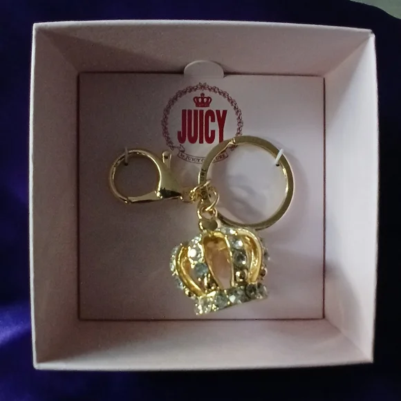 Juicy By Juicy Couture Gold Tone Crown Key Chain - Picture 8 of 12